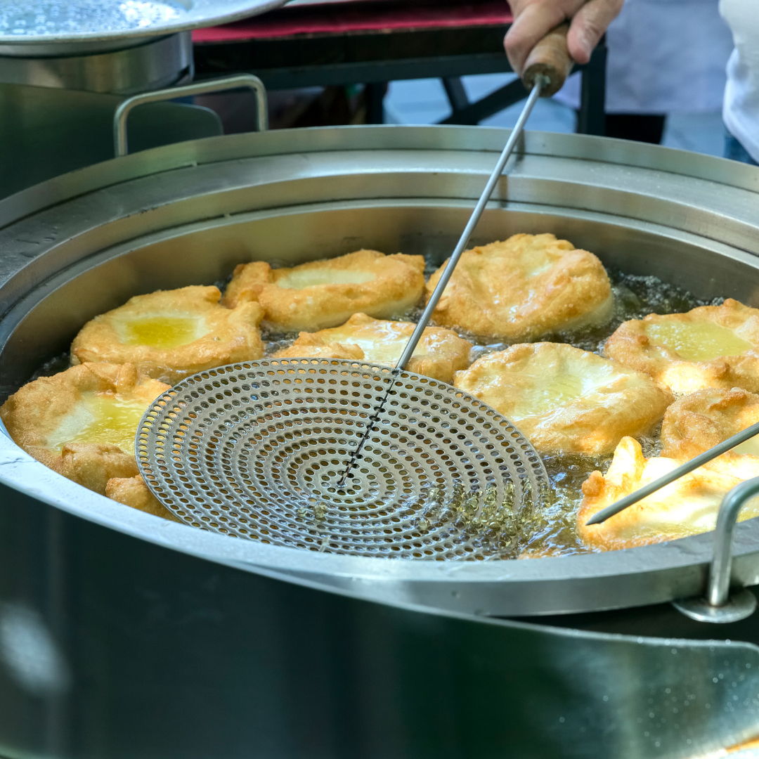 The Gold of Naples: the Pizza Fritta